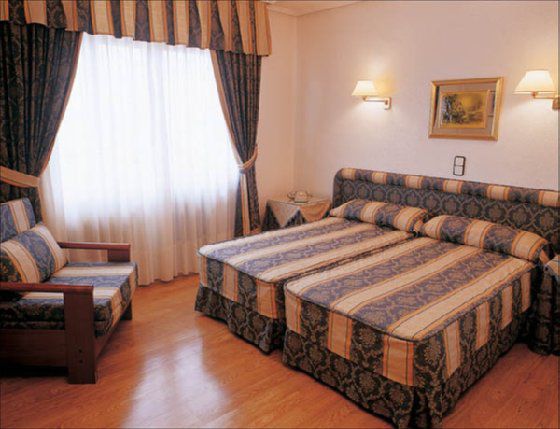 Hotel Los Angeles Guarnizo Стая снимка